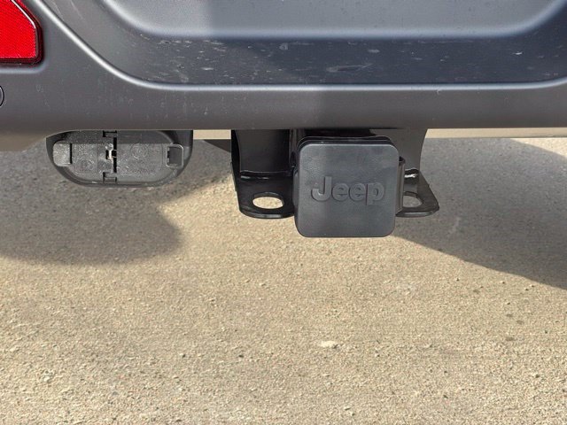 New 2026 Jeep Wrangler Unlimited Rubicon w/ Safety Group AWD/4WD image 36