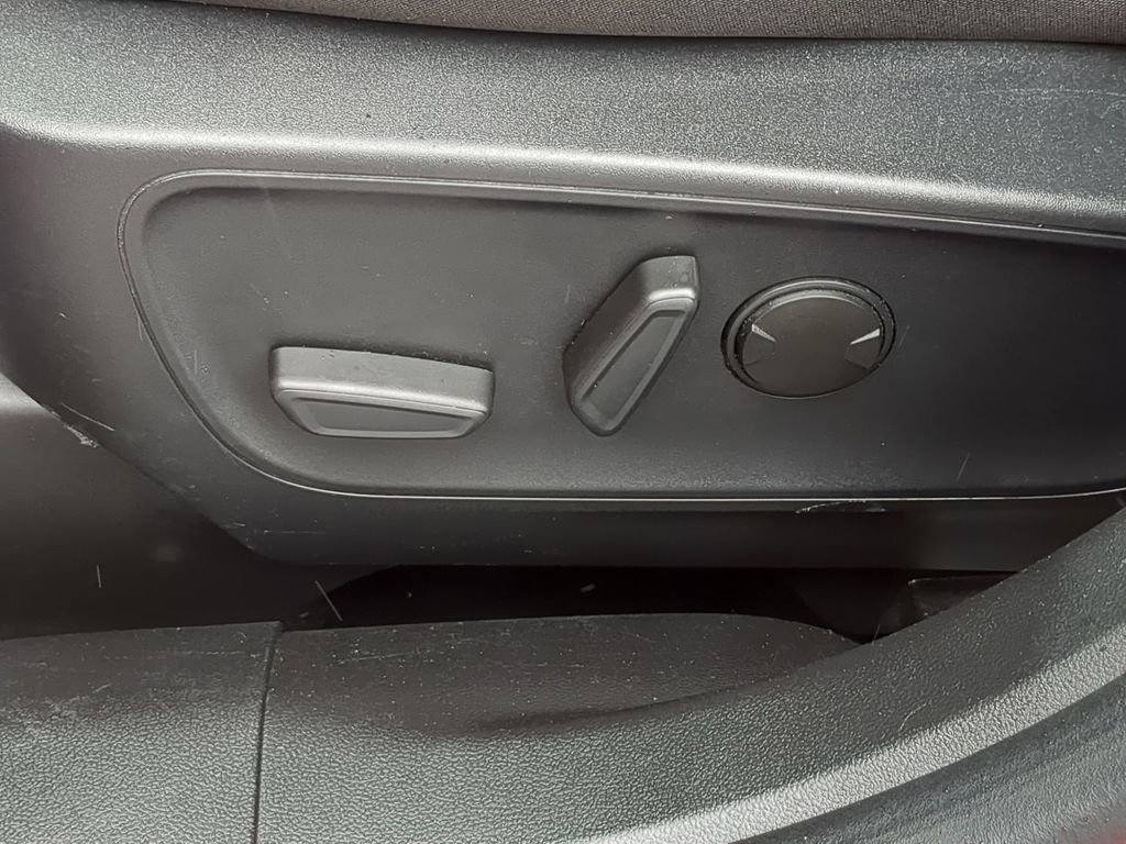 Used 2024 Ford Escape Active image 16