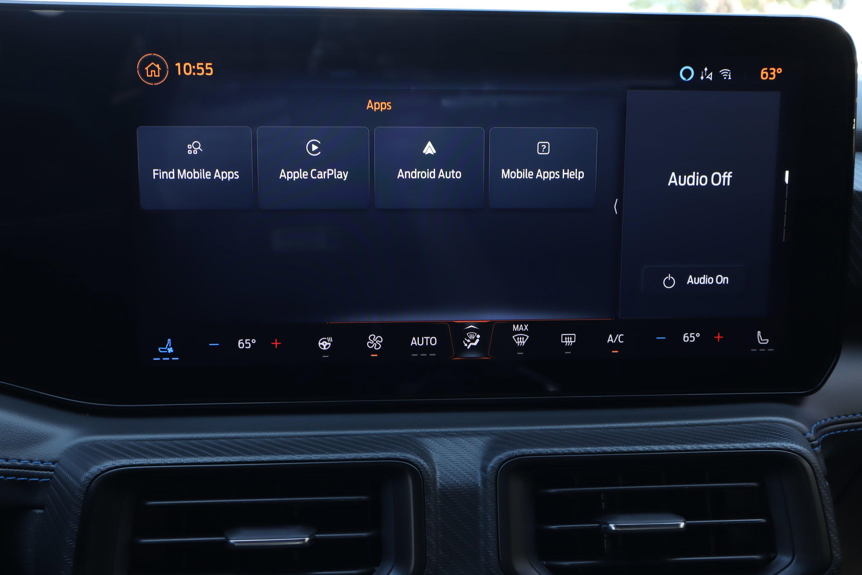 Used 2025 Ford Mustang Dark Horse image 13