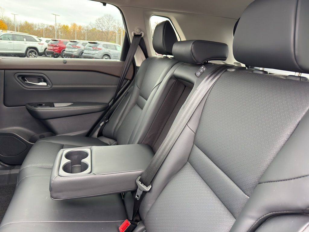 Certified 2023 Nissan Rogue SV w/ SV Premium B Package image 34