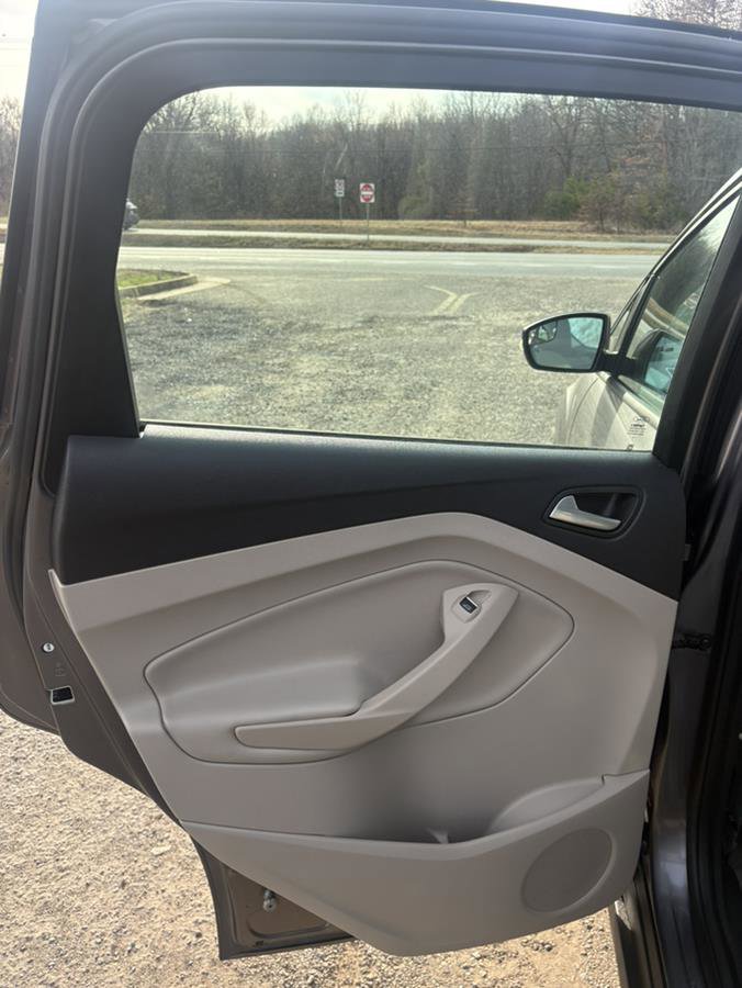 Used 2013 Ford C-MAX SE image 14