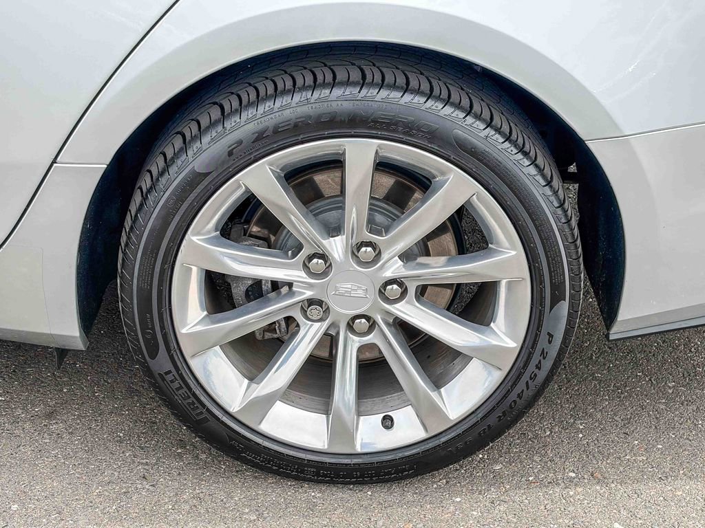 Used 2018 Cadillac CTS Luxury image 17