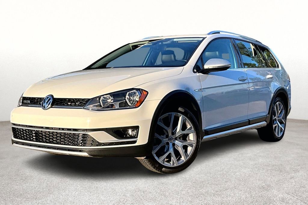 Used 2017 Volkswagen Golf Alltrack SEL image 14