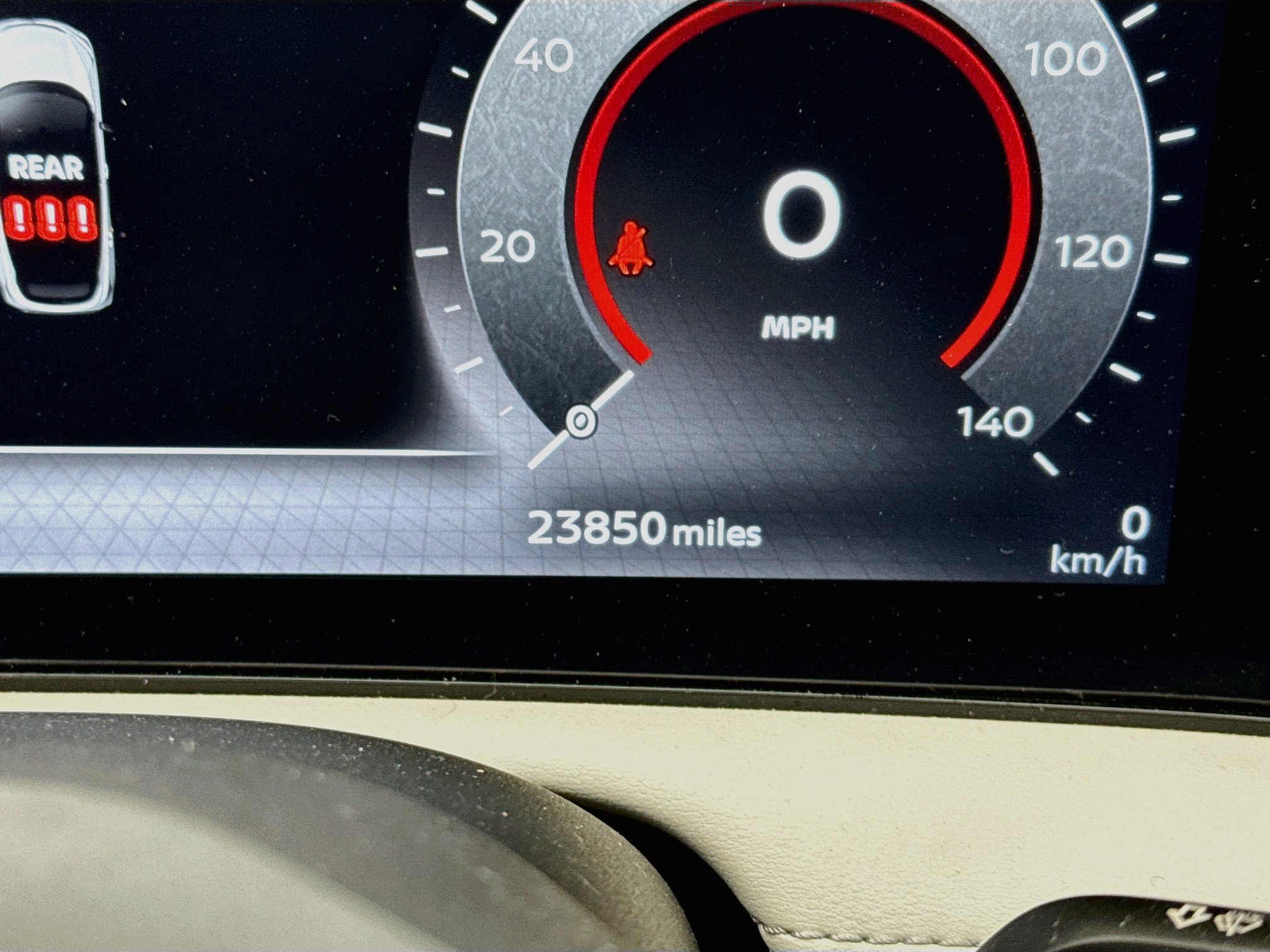 Used 2023 Nissan Ariya FWD image 19