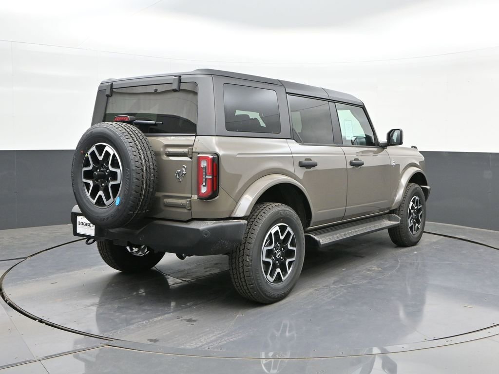 New 2026 Ford Bronco Outer Banks AWD/4WD image 11