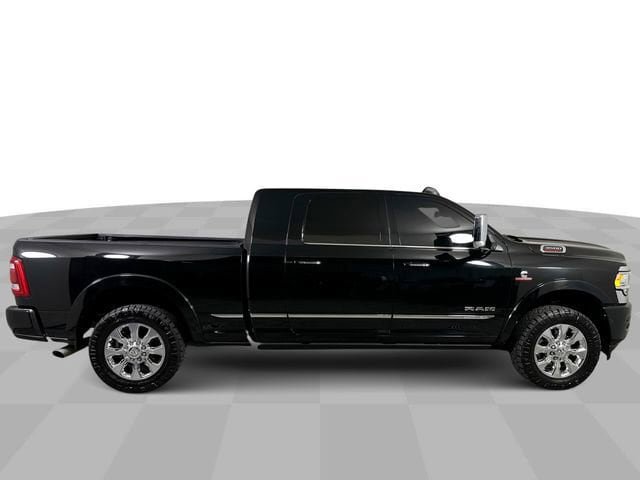 Used 2022 RAM 3500 Limited AWD/4WD image 9