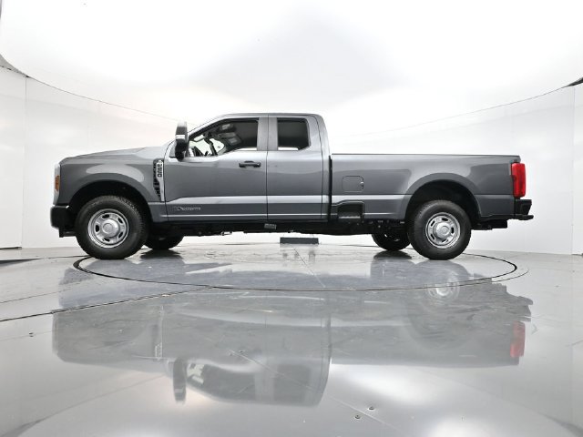 Used 2026 Ford F250 XL RWD image 29