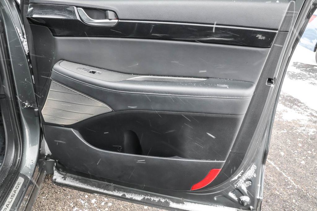 Used 2022 Hyundai Palisade Limited image 41