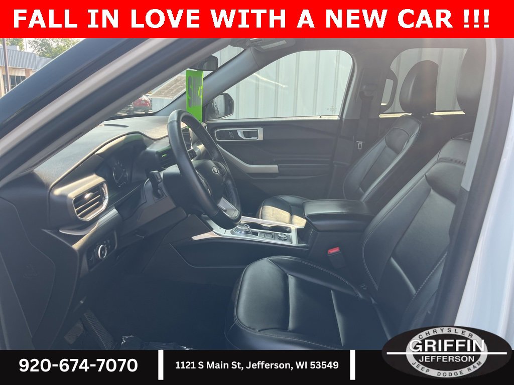 Used 2023 Ford Explorer XLT w/ Equipment Group 202A image 8