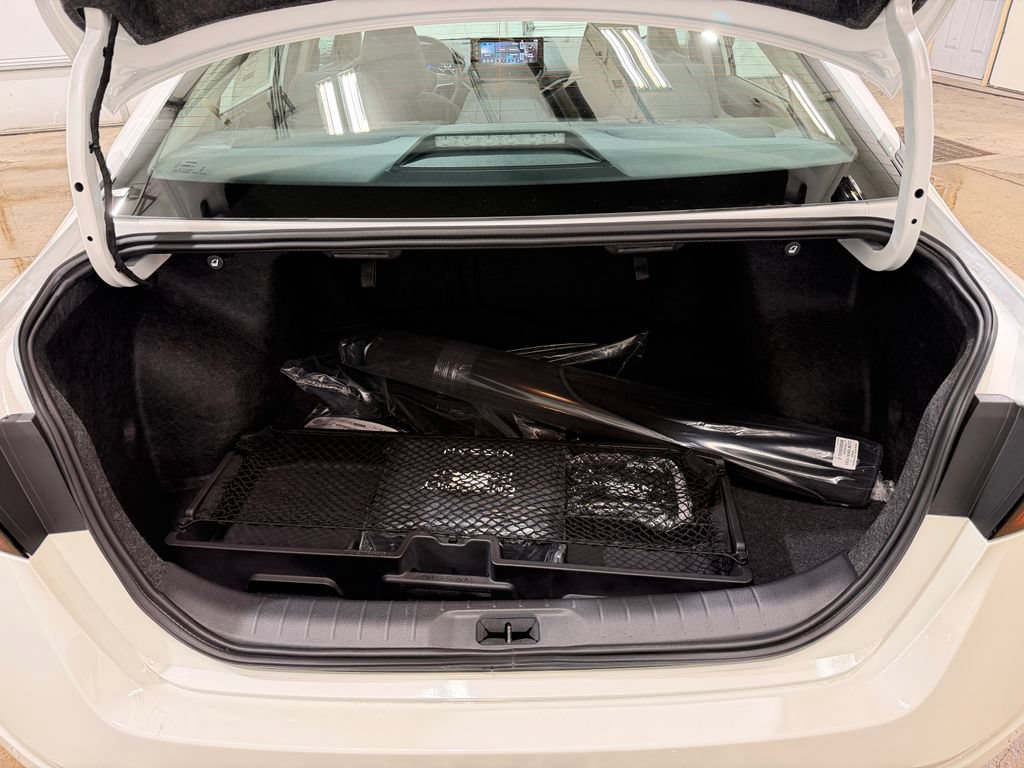 New 2026 Nissan Altima 2.5 SV w/ SV Special Edition Package FWD image 32