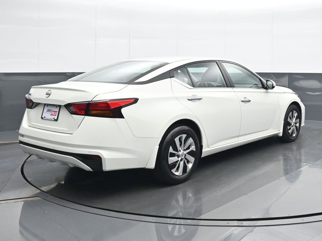 Used 2023 Nissan Altima 2.5 S image 6