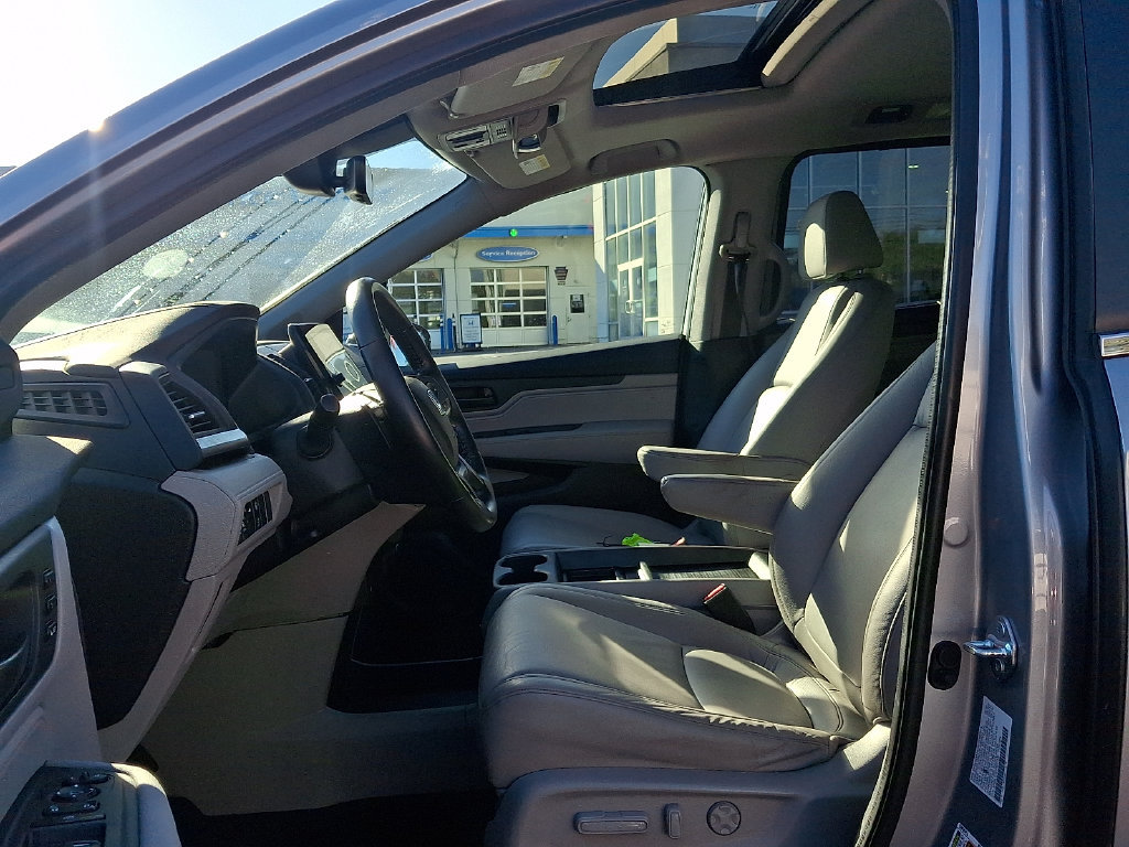Used 2023 Honda Odyssey EX-L image 16