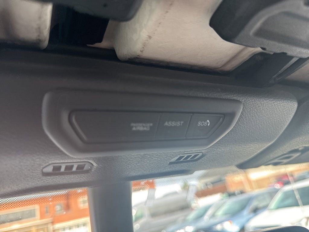 Used 2023 Jeep Wrangler Unlimited Sahara w/ Cold Weather Group image 27