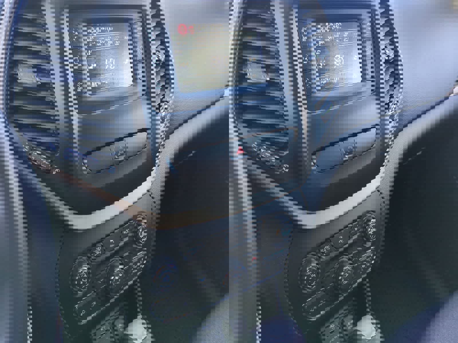 Used 2016 Jeep Cherokee Sport w/ Cold Weather Group image 26