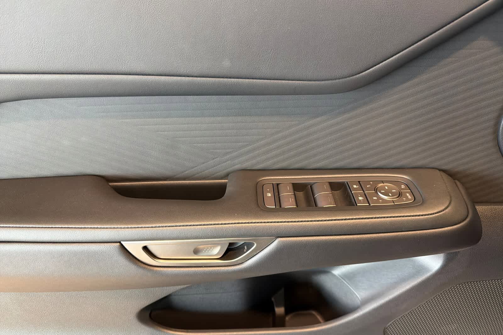 New 2026 Lexus ES 500e AWD/4WD image 12