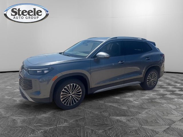 New 2026 Volkswagen Tiguan S FWD image 1