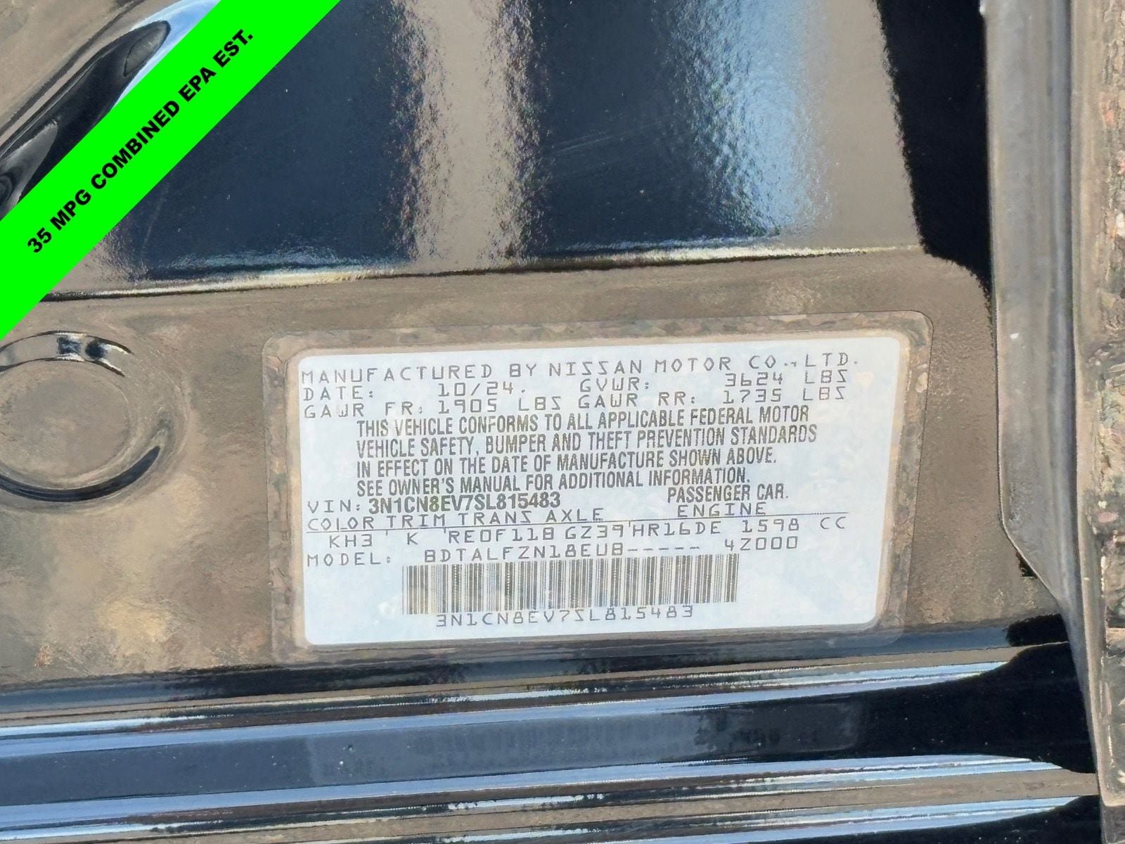 Used 2025 Nissan Versa SV image 29