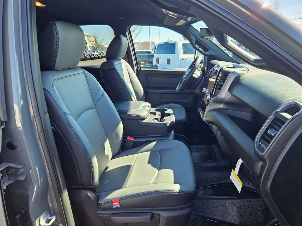 New 2026 RAM 5500 Tradesman AWD/4WD image 31