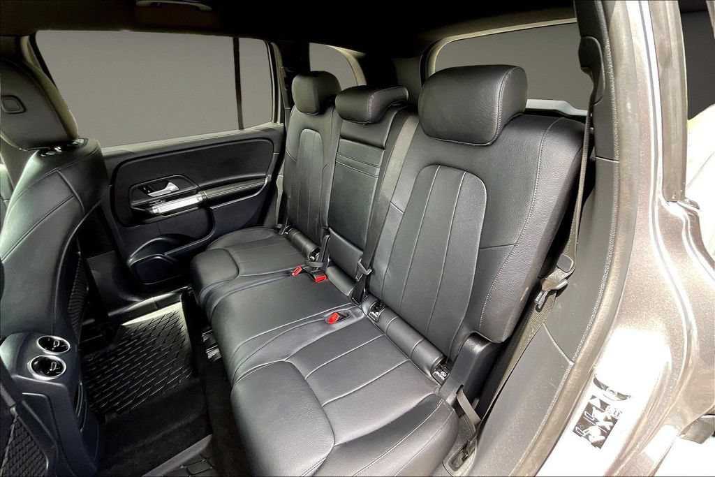 Used 2022 Mercedes-Benz GLB 250 4MATIC image 25