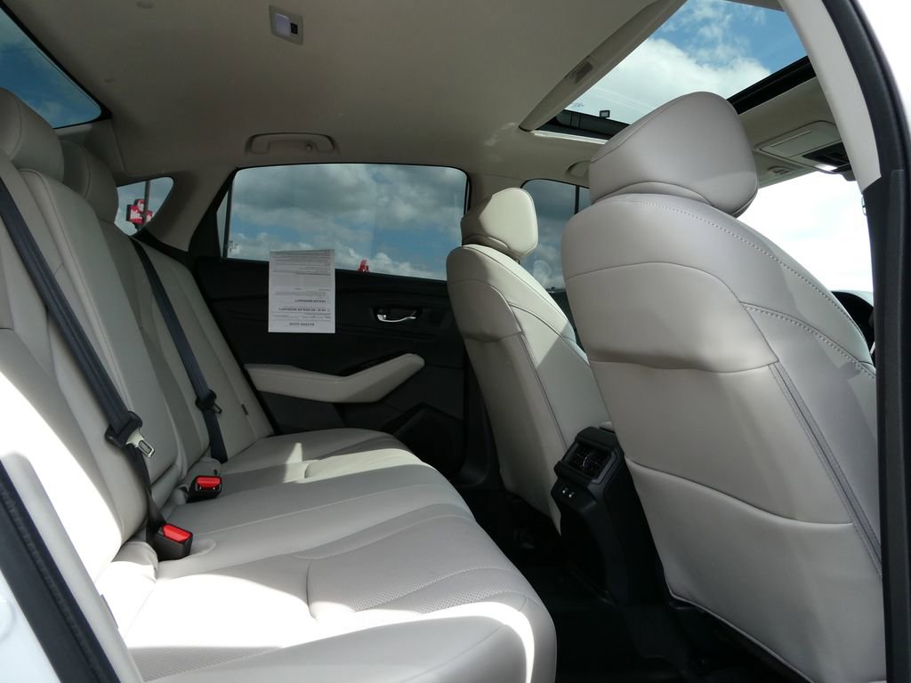 Used 2025 Honda Accord Touring image 16