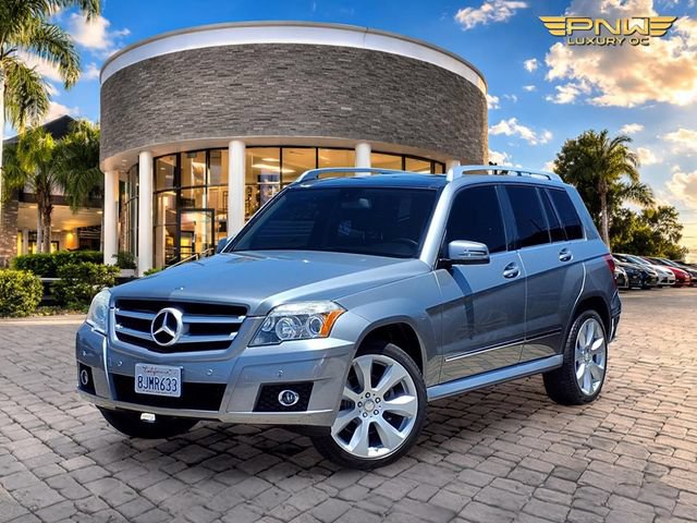 Used 2010 Mercedes-Benz GLK 350 4MATIC image 1