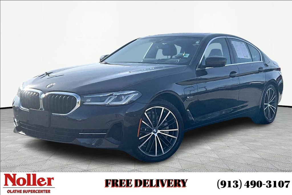 Used 2023 BMW 530e xDrive 530e iPerformance w/ Premium Package video 1