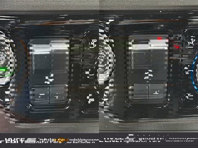 Used 2022 Chevrolet Silverado 1500 High Country w/ High Country Premium Package image 22