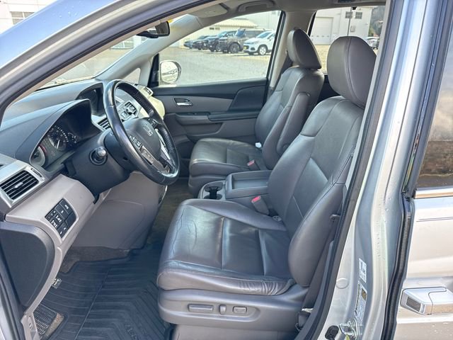Used 2014 Honda Odyssey Touring Elite image 20