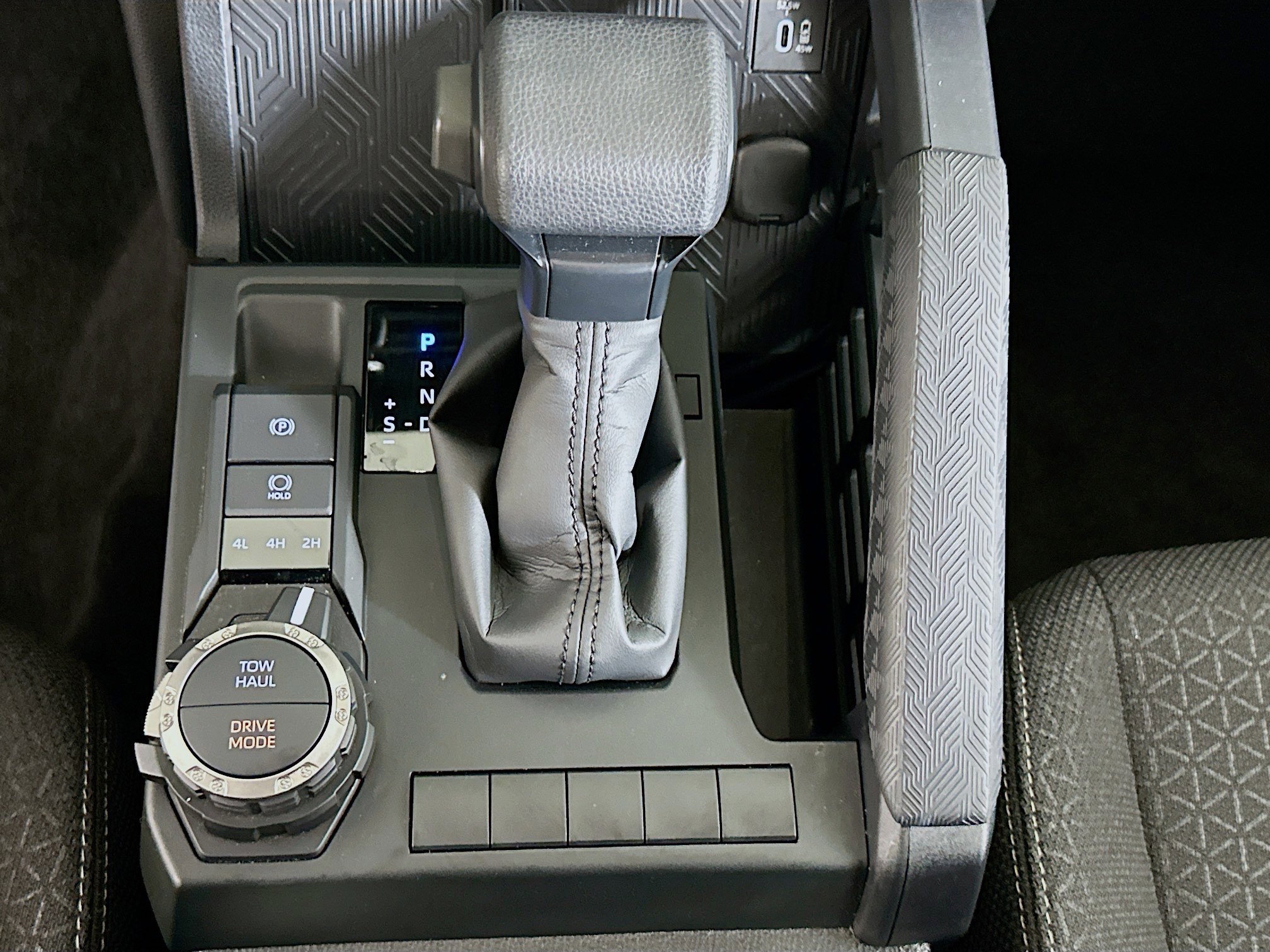 Used 2025 Toyota 4Runner SR5 image 25