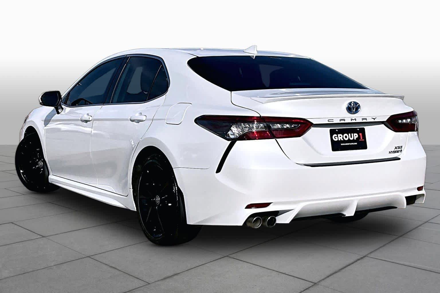 Used 2023 Toyota Camry XSE w/ Cold Weather Package FWD image 11