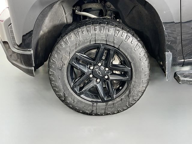 Used 2021 Chevrolet Silverado 1500 LT Trail Boss w/ Convenience Package II image 27