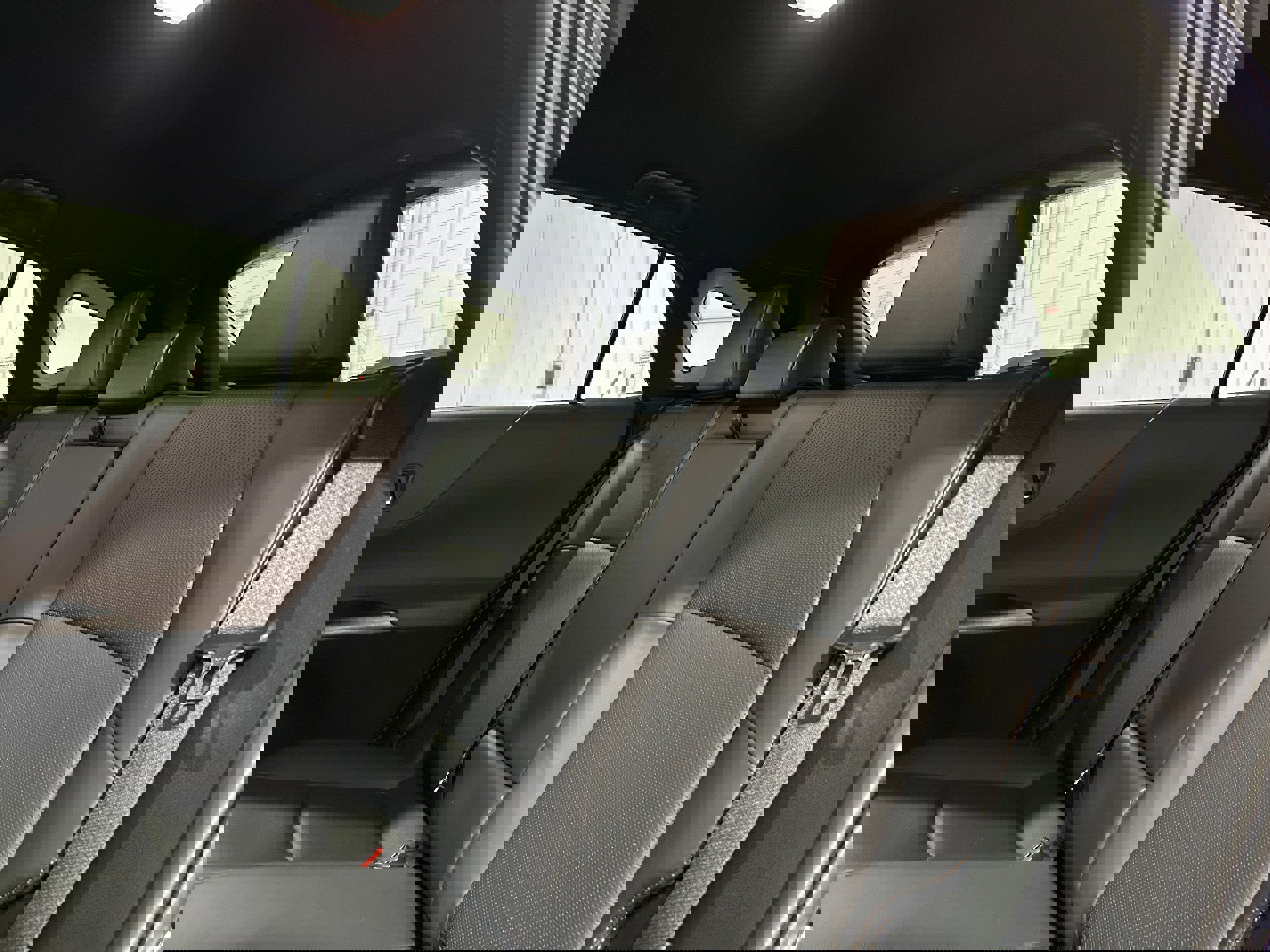 Used 2021 Toyota Venza Limited image 25