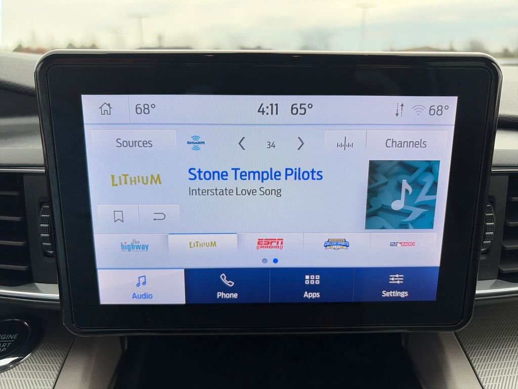 Used 2023 Ford Explorer XLT w/ Equipment Group 202A image 19