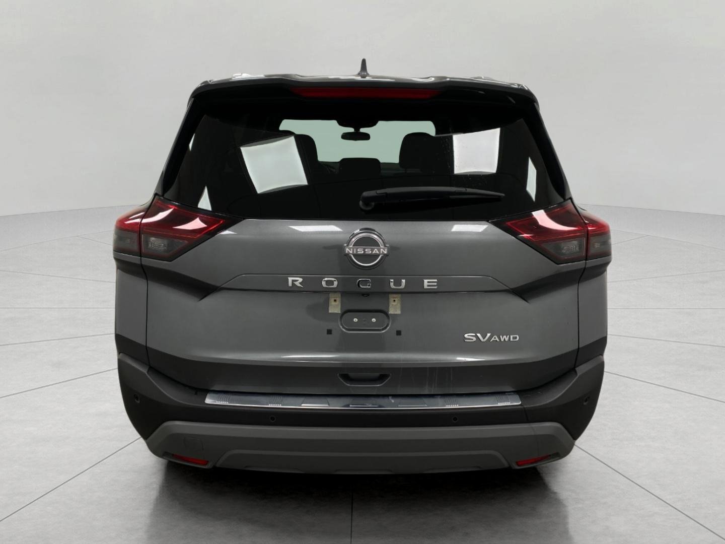 Used 2023 Nissan Rogue SV w/ SV Premium B Package image 5