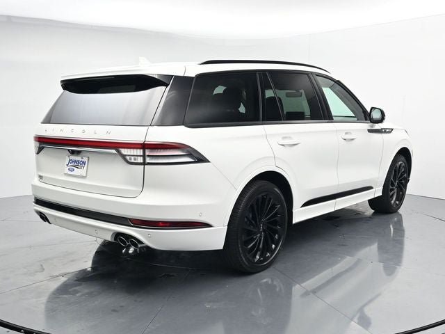 Used 2023 Lincoln Aviator Reserve w/ Equipment Group 201A AWD/4WD image 9