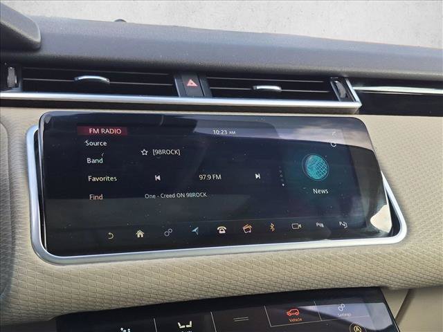 Used 2019 Land Rover Range Rover Velar S AWD/4WD image 16