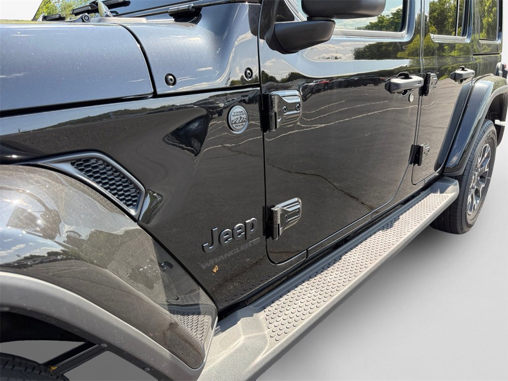 New 2025 Jeep Wrangler Sahara image 21