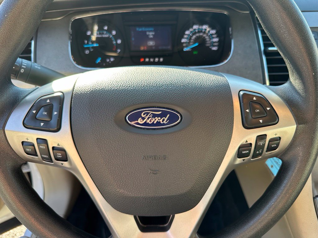 Used 2018 Ford Taurus SE FWD image 23