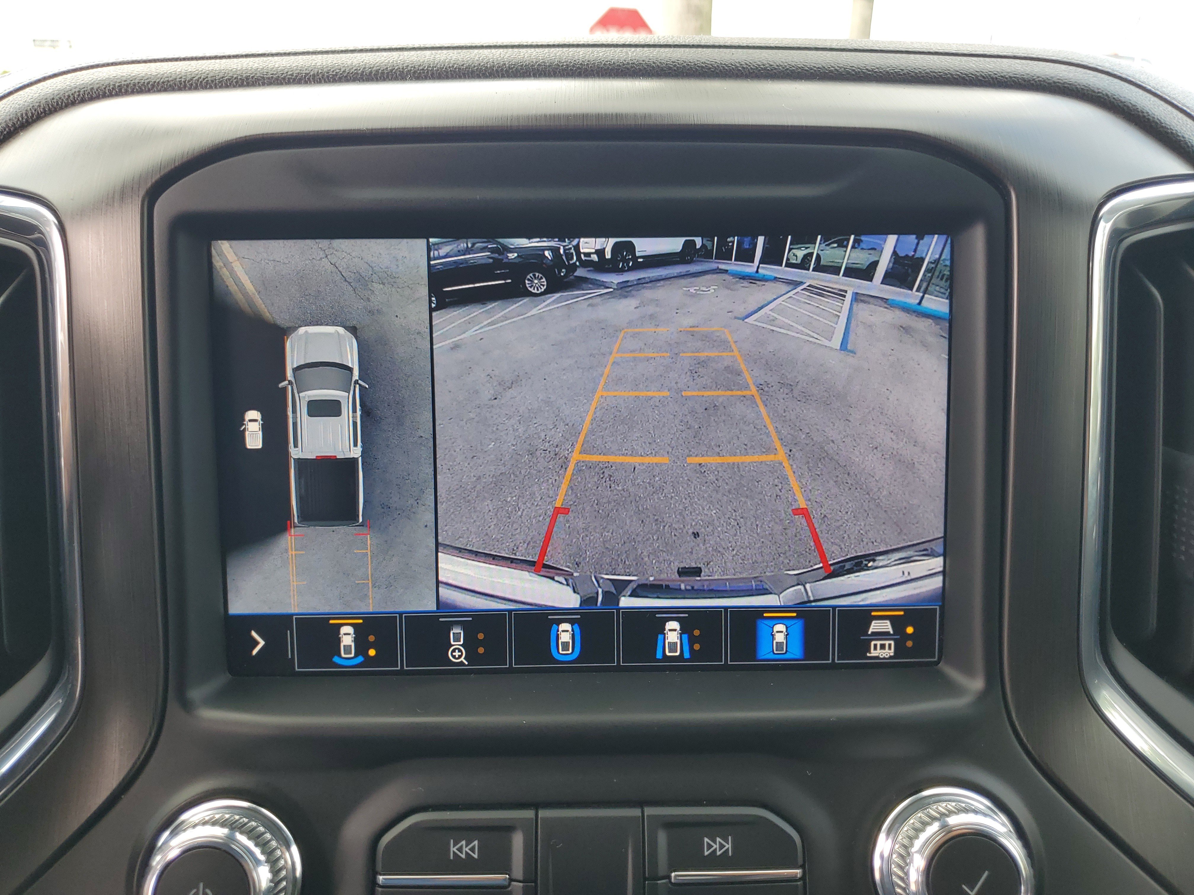 Used 2020 GMC Sierra 1500 AT4 w/ AT4 Premium Package AWD/4WD image 11
