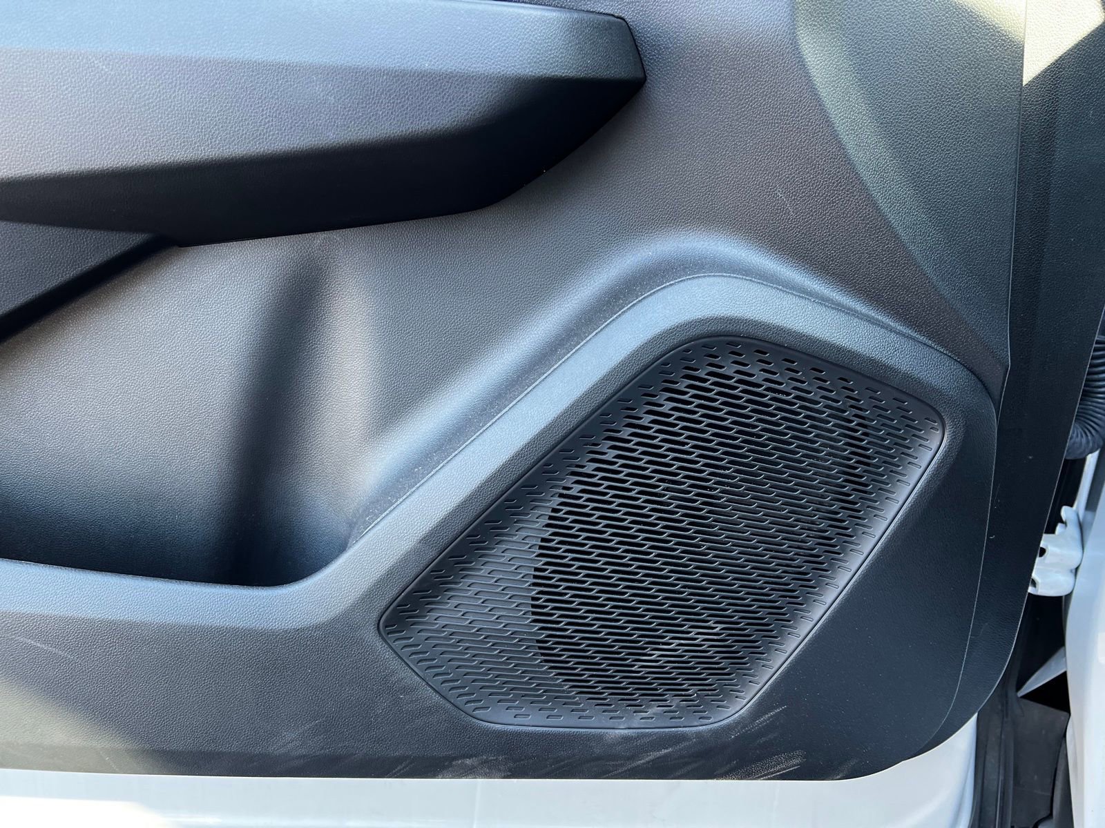 Used 2025 Chevrolet Equinox EV RS image 12