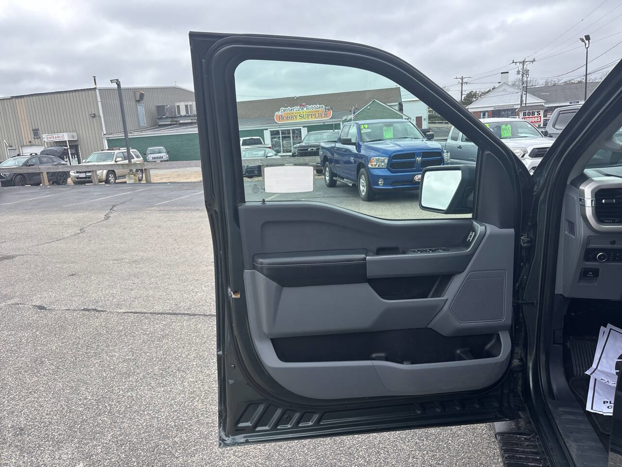 Used 2021 Ford F150 XLT image 17