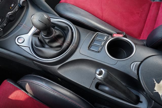 Used 2015 Nissan 370Z NISMO RWD image 32