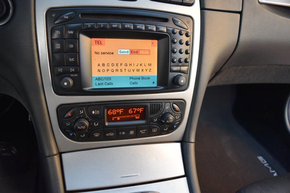 Used 2003 Mercedes-Benz CLK 55 AMG Coupe image 63