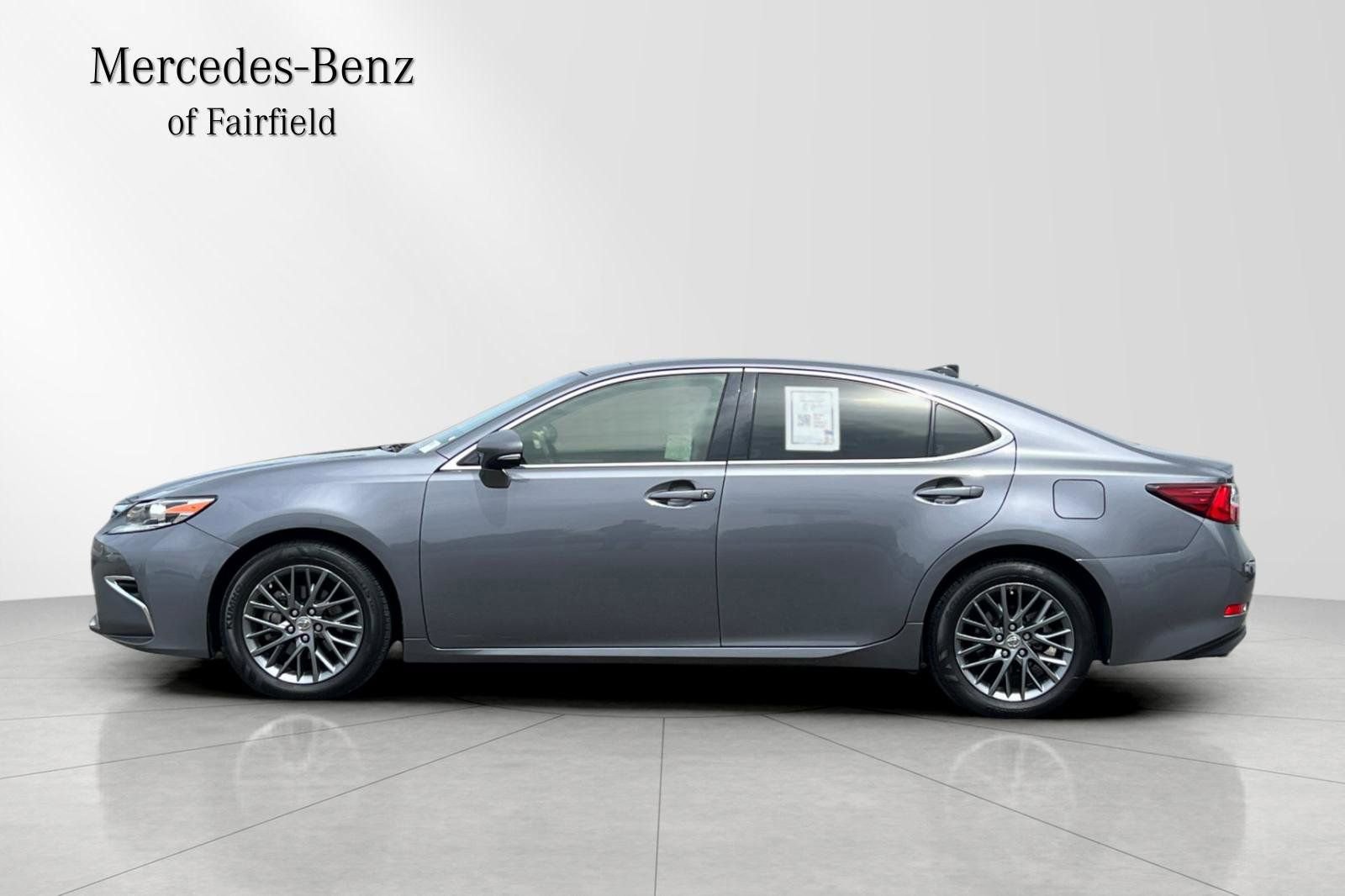 Used 2018 Lexus ES 350 w/ Navigation System Package FWD image 5