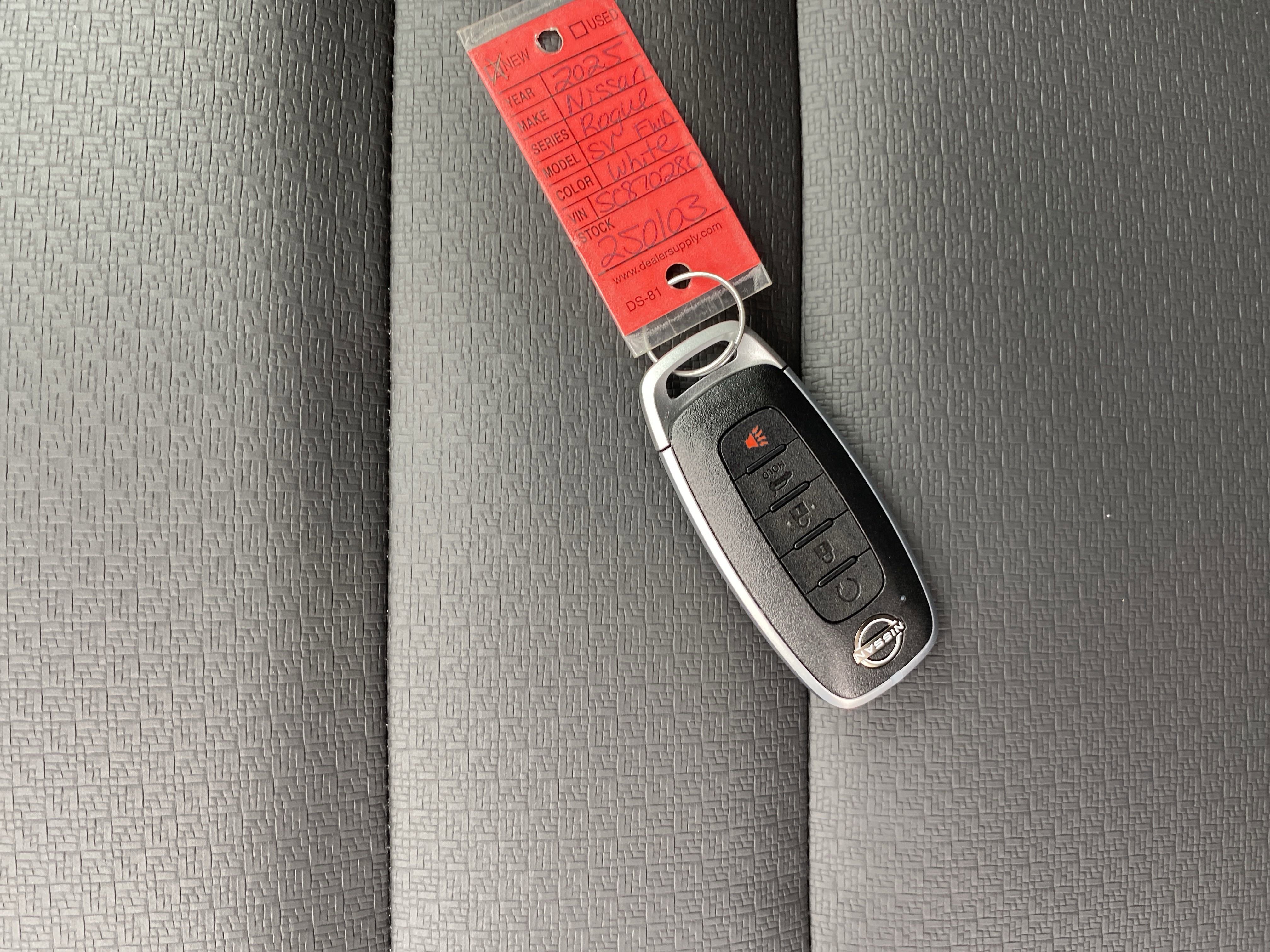 New 2025 Nissan Rogue SV w/ SV Premium Package image 25