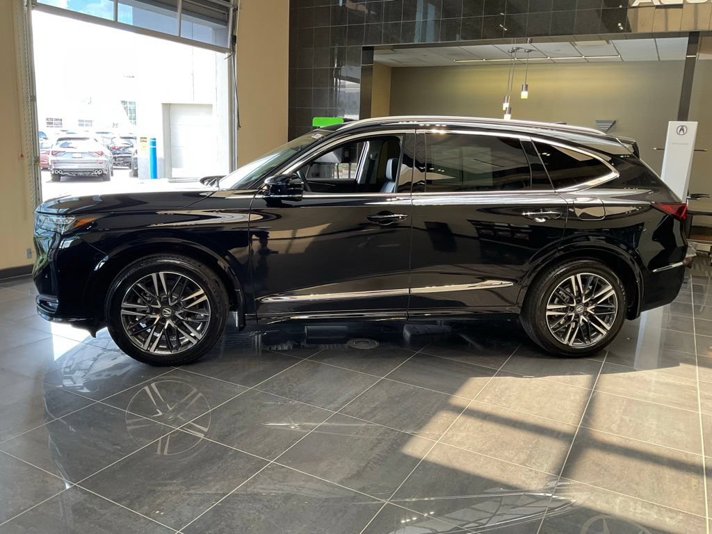 Certified 2026 Acura MDX w/ Advance Package AWD/4WD image 4