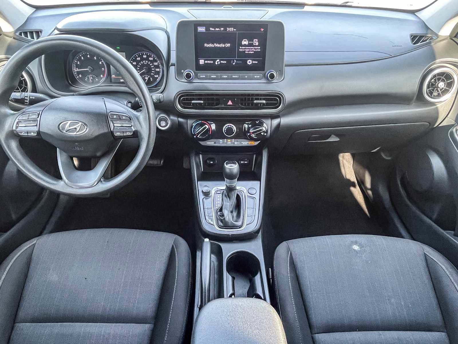 Used 2022 Hyundai Kona SEL image 11
