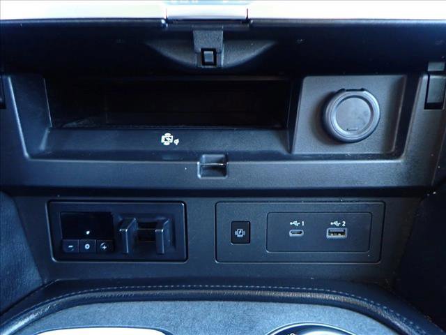 Used 2021 Nissan Armada SV image 20