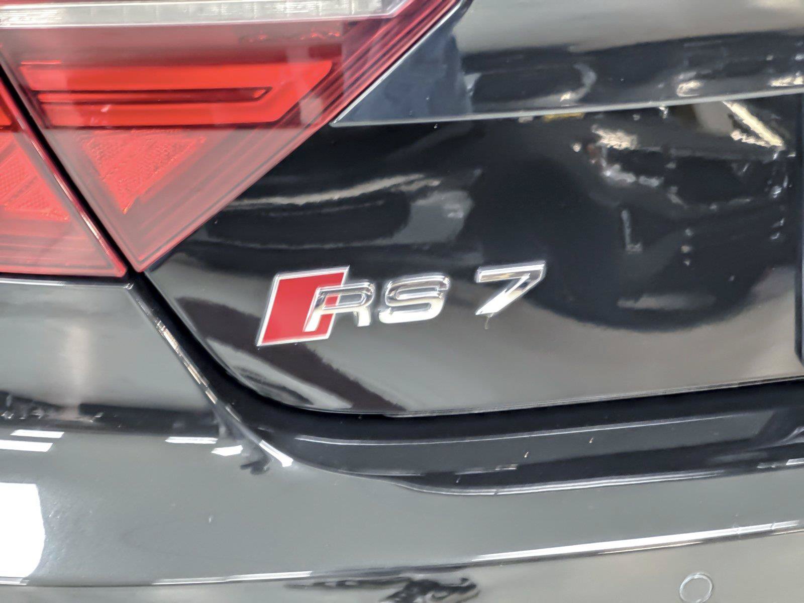 Used 2016 Audi RS 7 Prestige w/ RS 7 Dynamic Package AWD/4WD image 25
