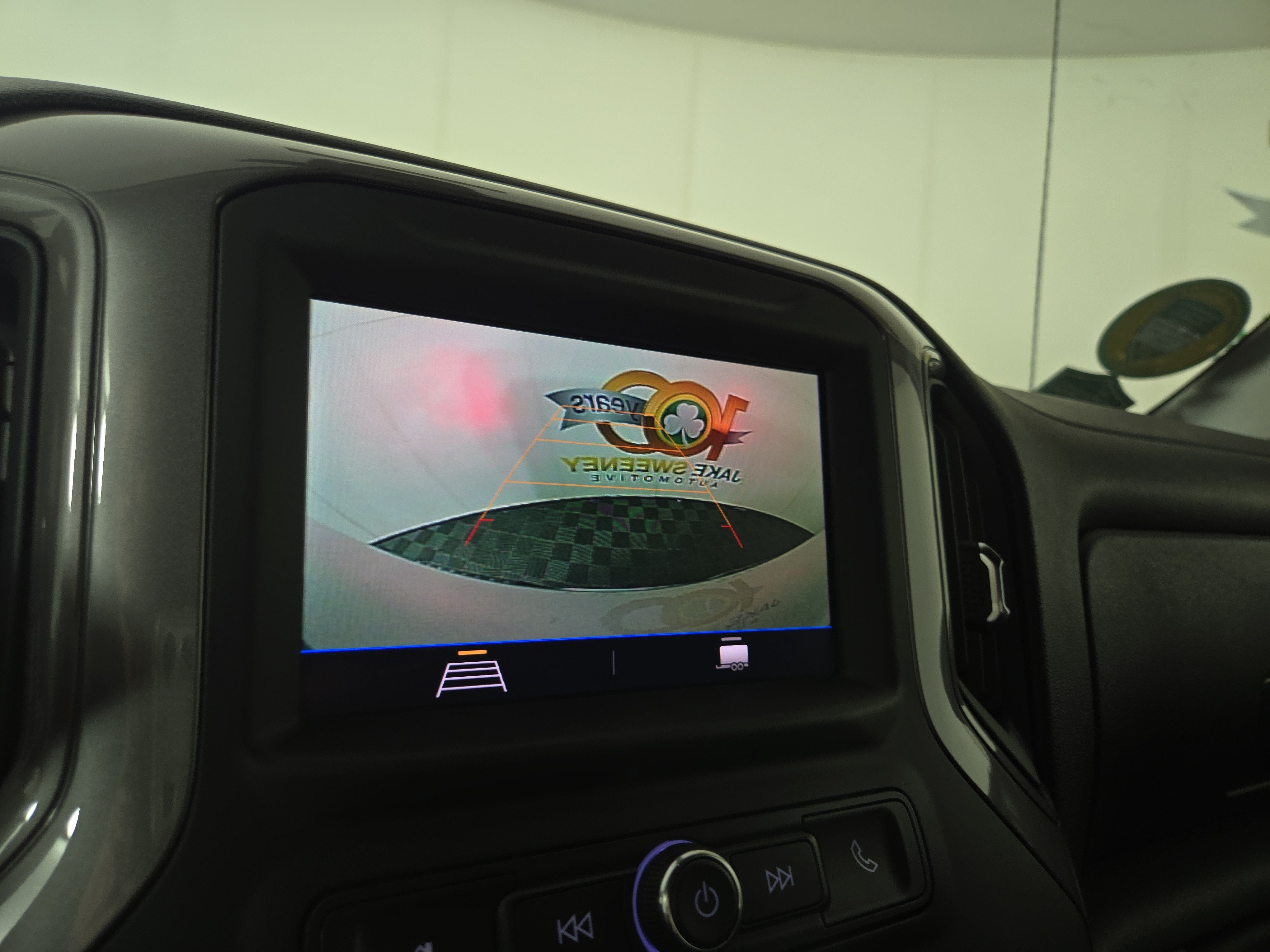 Certified 2022 Chevrolet Silverado 1500 Custom w/ Safety Confidence Package AWD/4WD image 20